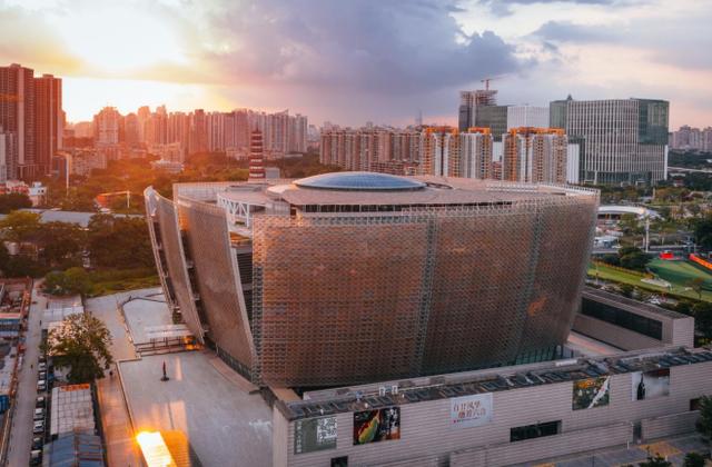 以全运会为, 市民邓晓晴, 有很多叔叔
