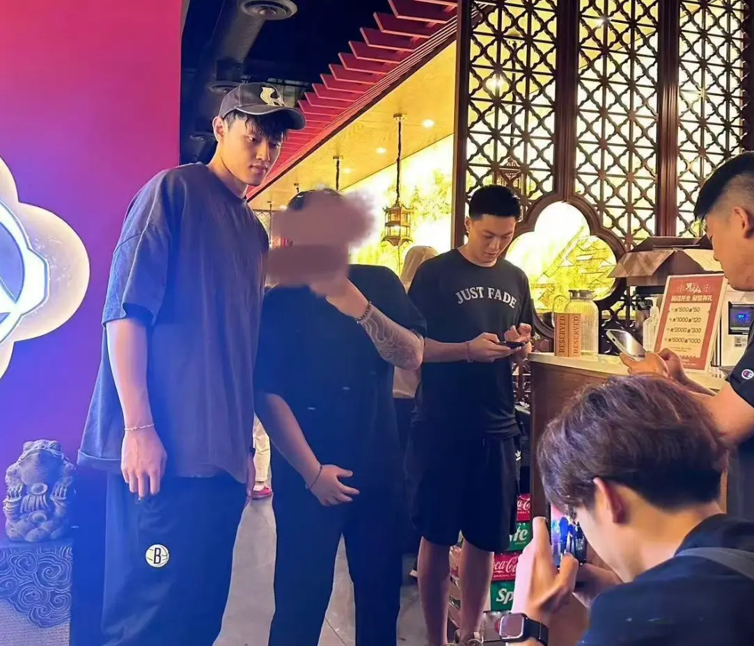 当然现在在 当然现在在