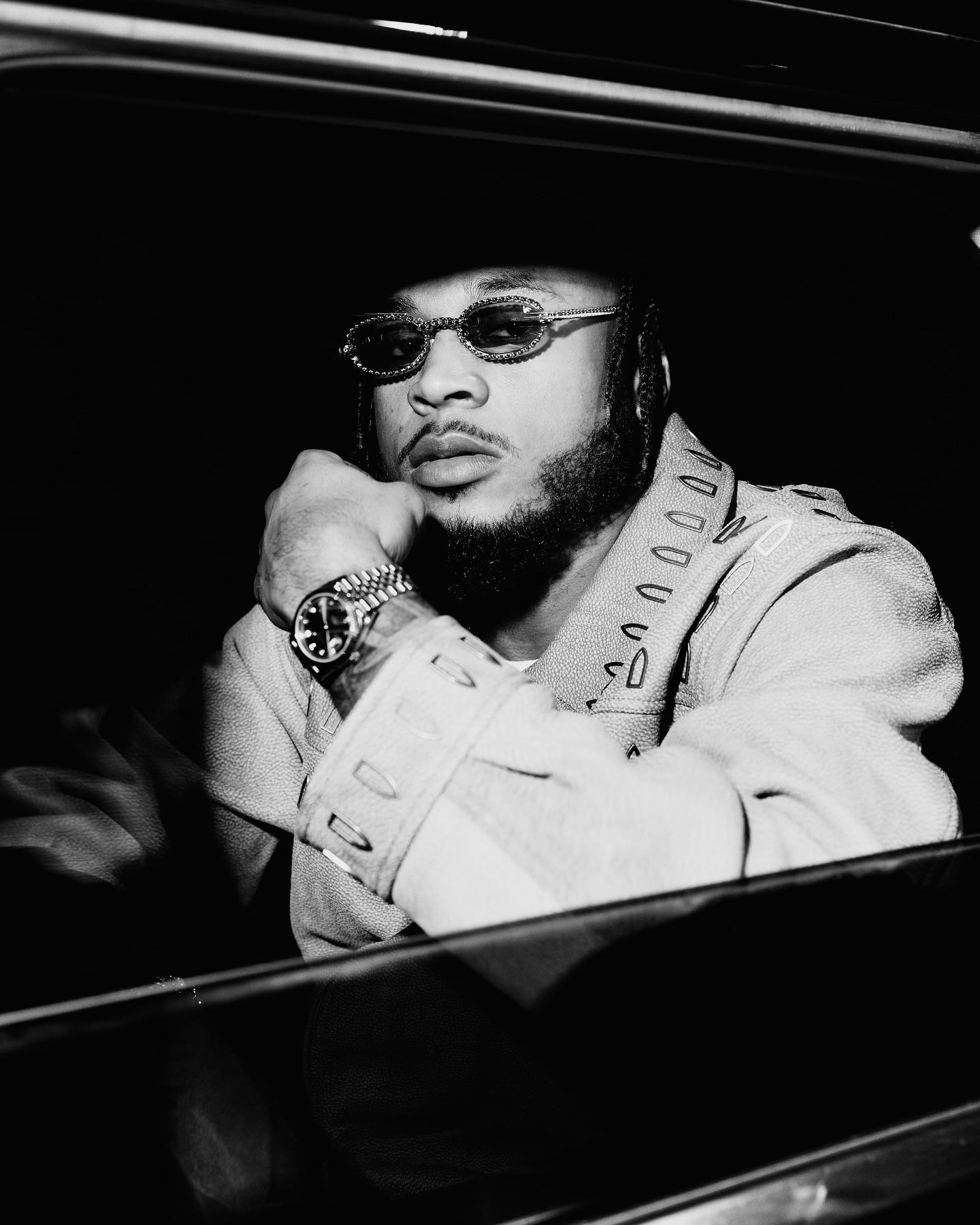 惠特摩尔社, yid